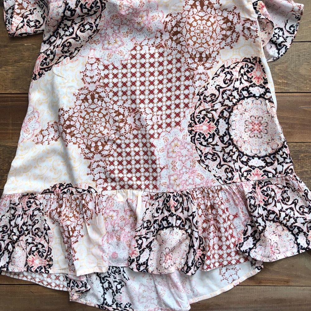 Three Days Ruffle Pattern Dress - Picture 4 of 7